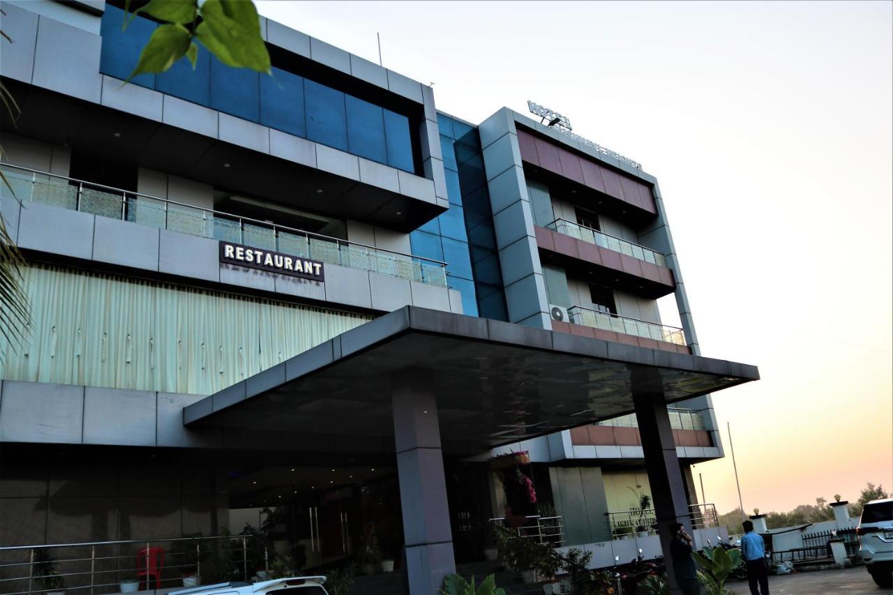 Hotel Vaishnavi Heights Aurangabad  Екстер'єр фото
